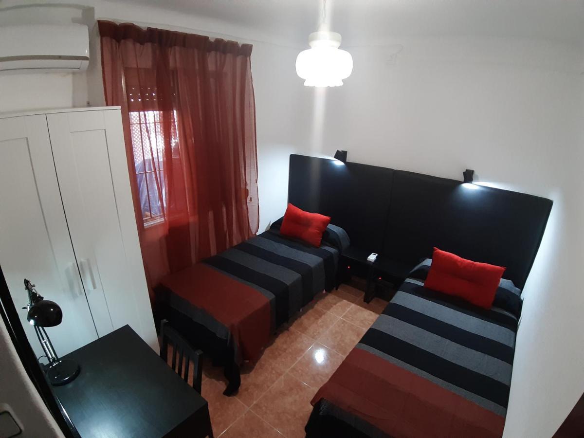 Fresh & Clean Room Sevilla Екстер'єр фото